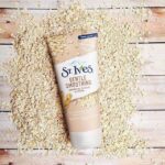 St. Ives Gentle Smoothing Oatmeal Scrub And Mask-170G